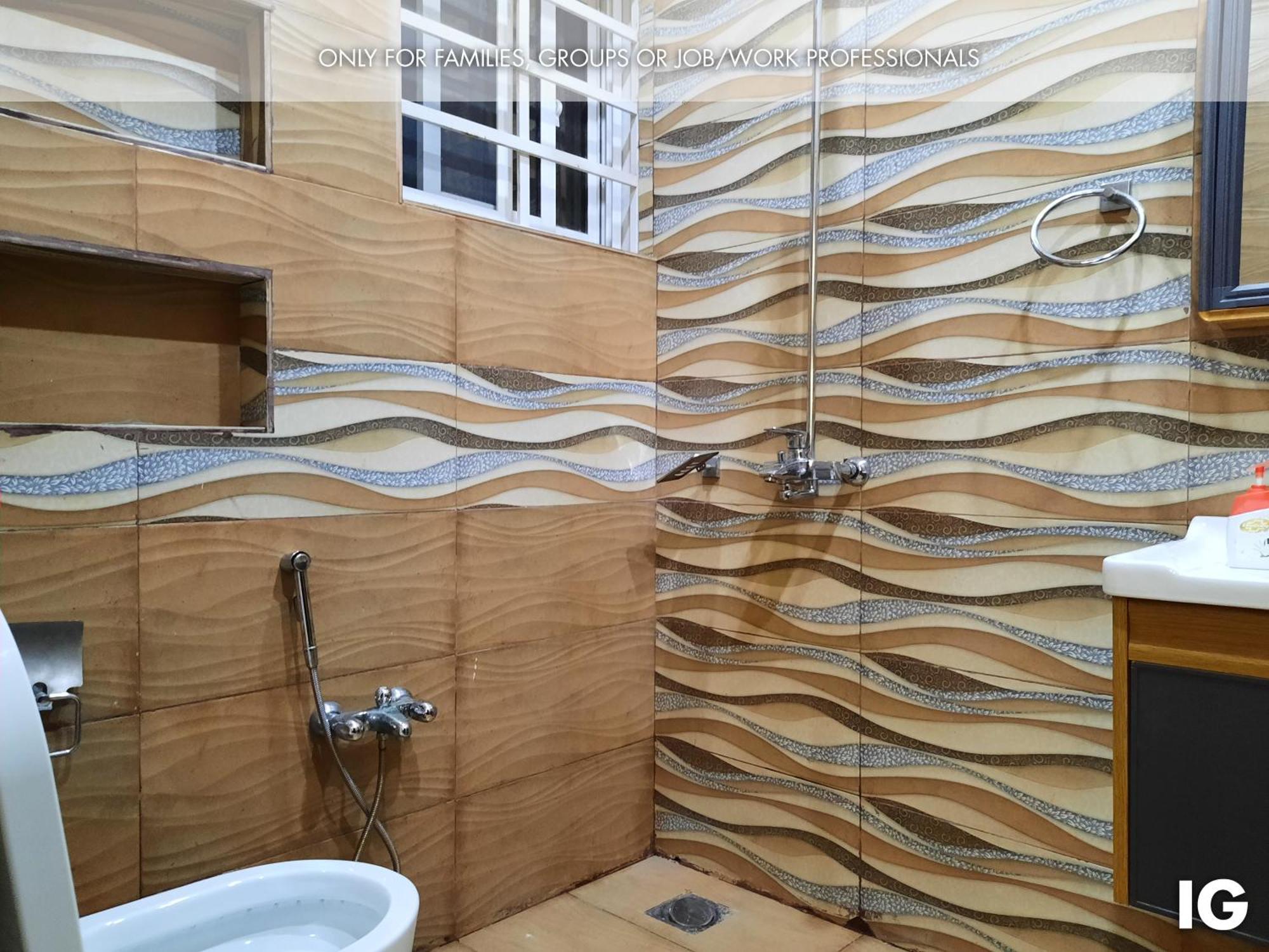 3 Bedroom Furnished Holiday Home Near Valencia Town, Lake City & Ring Road Лахор Екстериор снимка