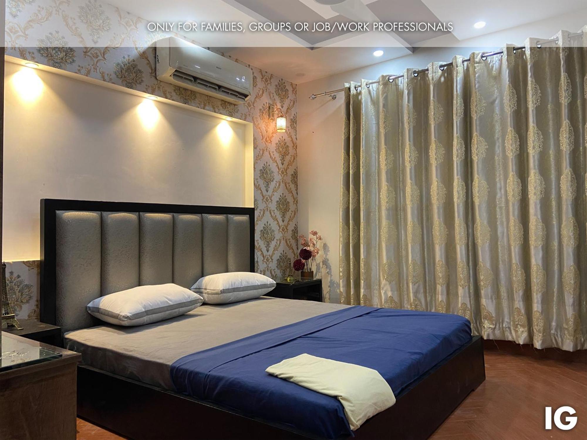3 Bedroom Furnished Holiday Home Near Valencia Town, Lake City & Ring Road Лахор Екстериор снимка
